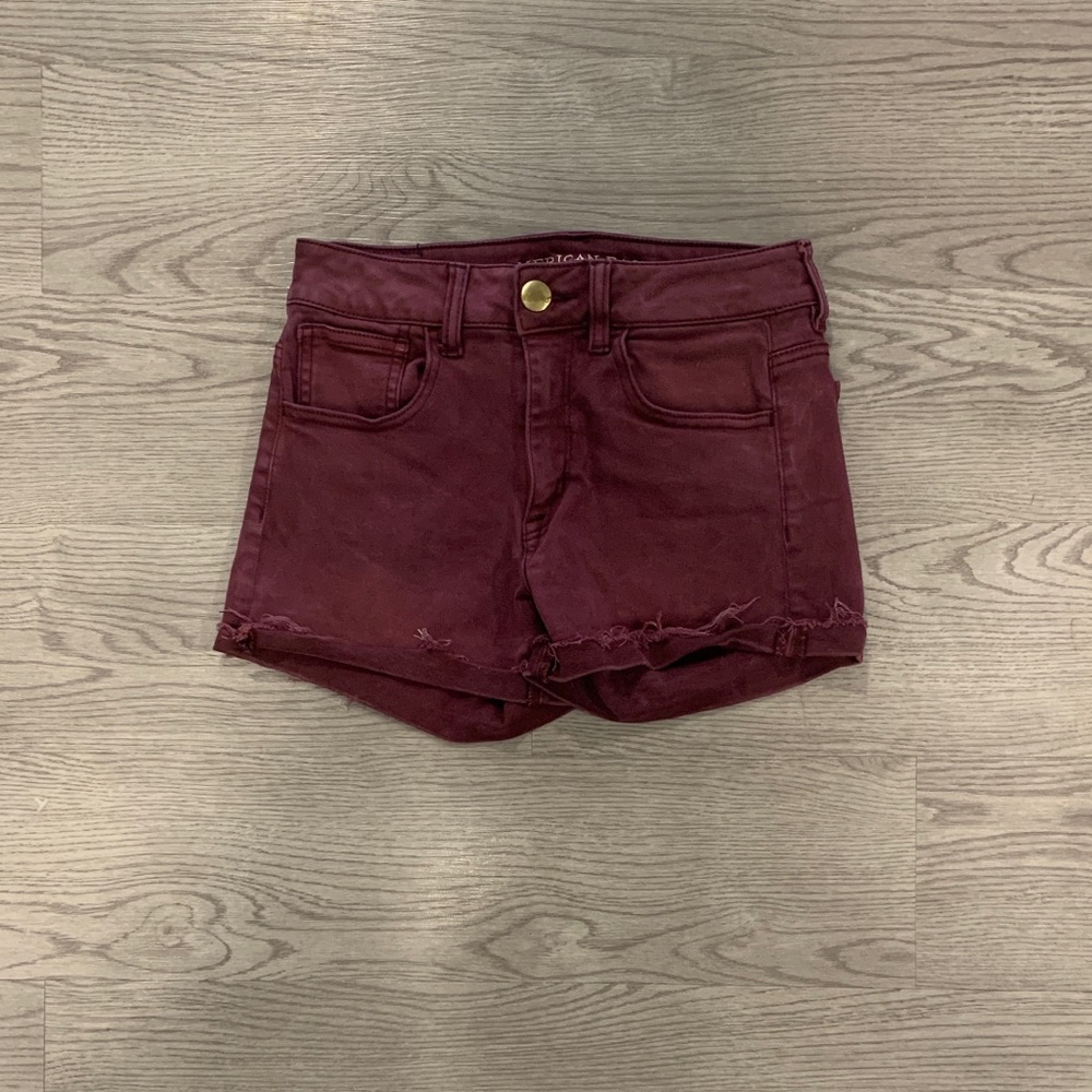 AMERICAN EAGLE - hi-rise maroon shorts, size 2, in perfect condition - Picture 2 of 5